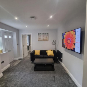 A luxury 2 bed flat in Romford, Romford